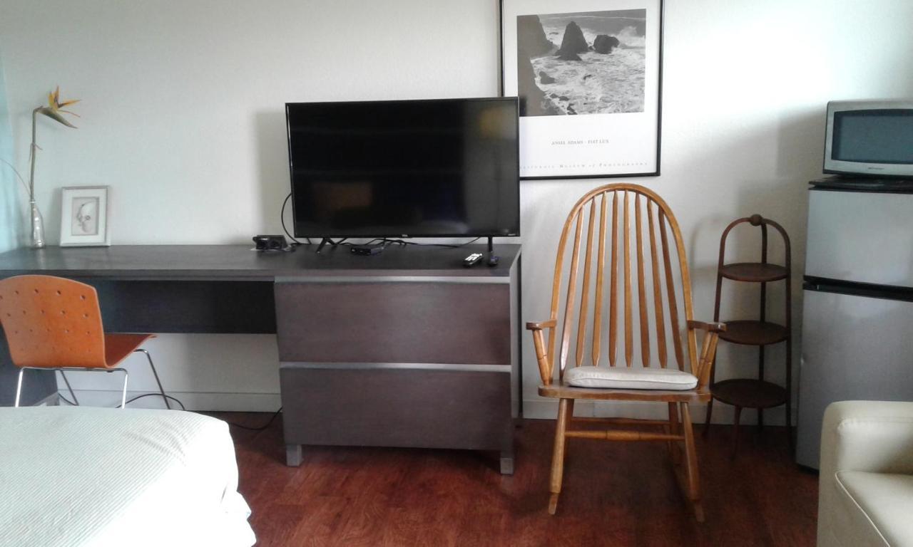 The Reno 8 Motel Екстер'єр фото